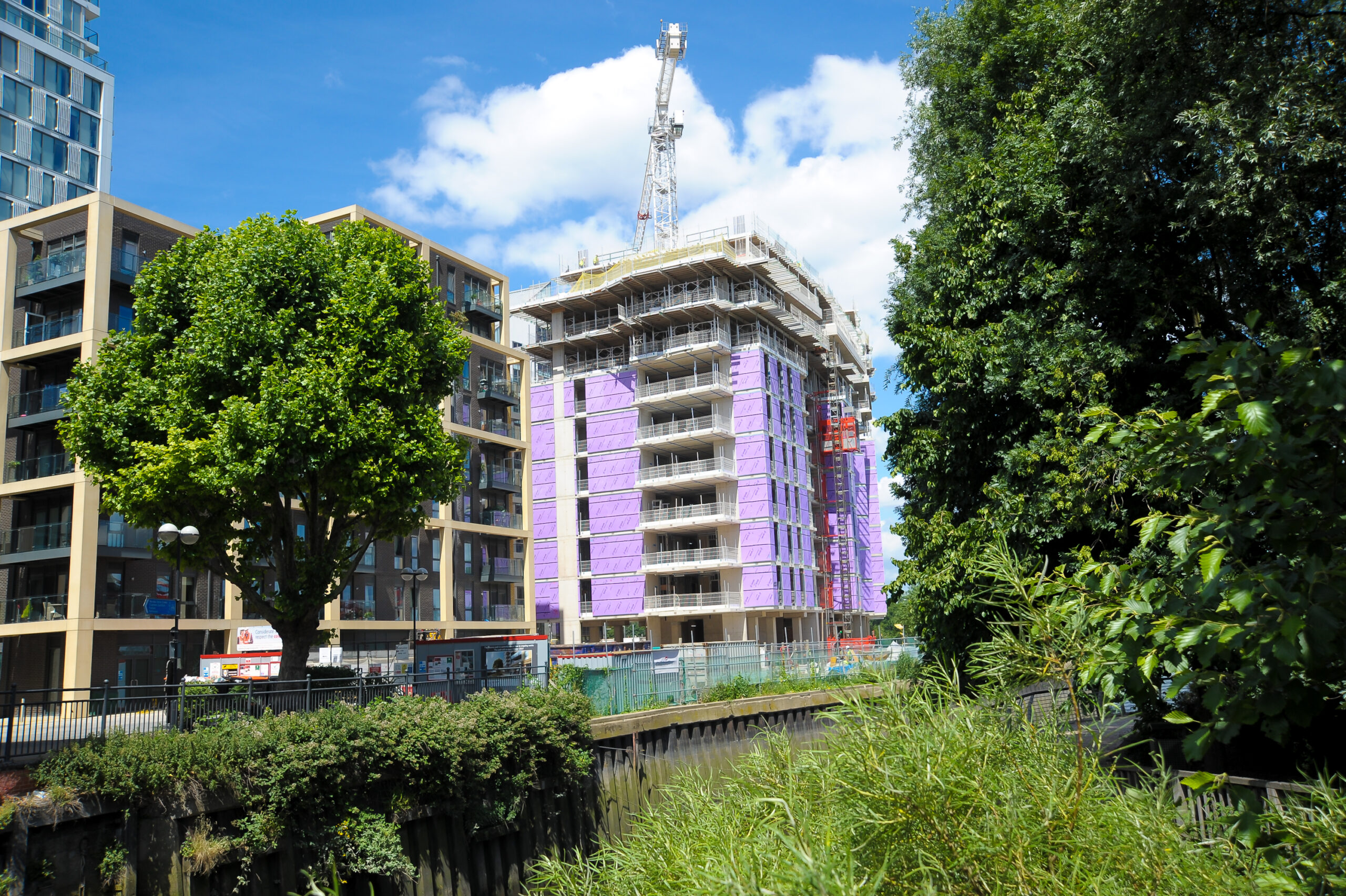 riversidequarterthefirstdevelopmentintheuktouseeospre-assembledframes1